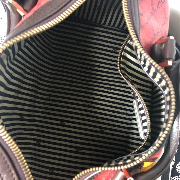 Classic LAMB Rasta Collection Satchel - Picture 5 of 5